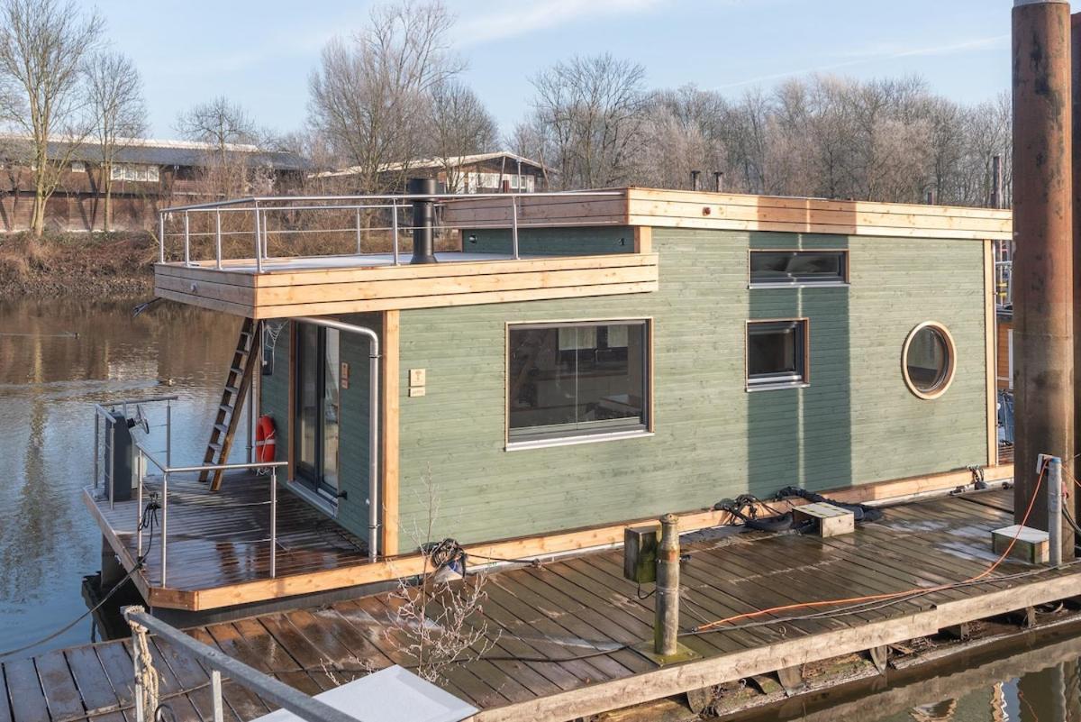 Geraeumige, Hochwertiges Hausboot Petite Mit Kamin *